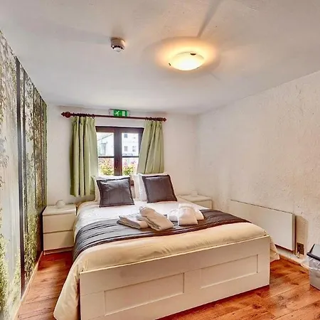 Luxe Vakantiehuis Poupehan