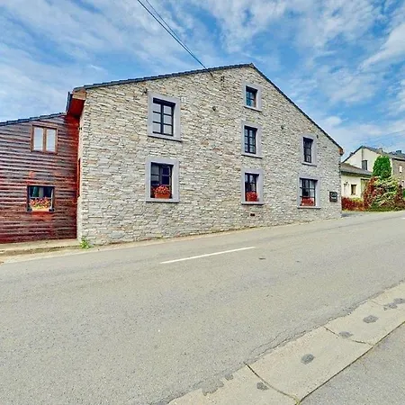 Luxe Vakantiehuis Poupehan *