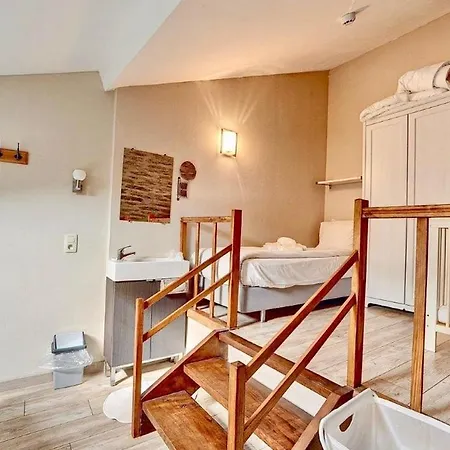 Luxe Vakantiehuis Poupehan *